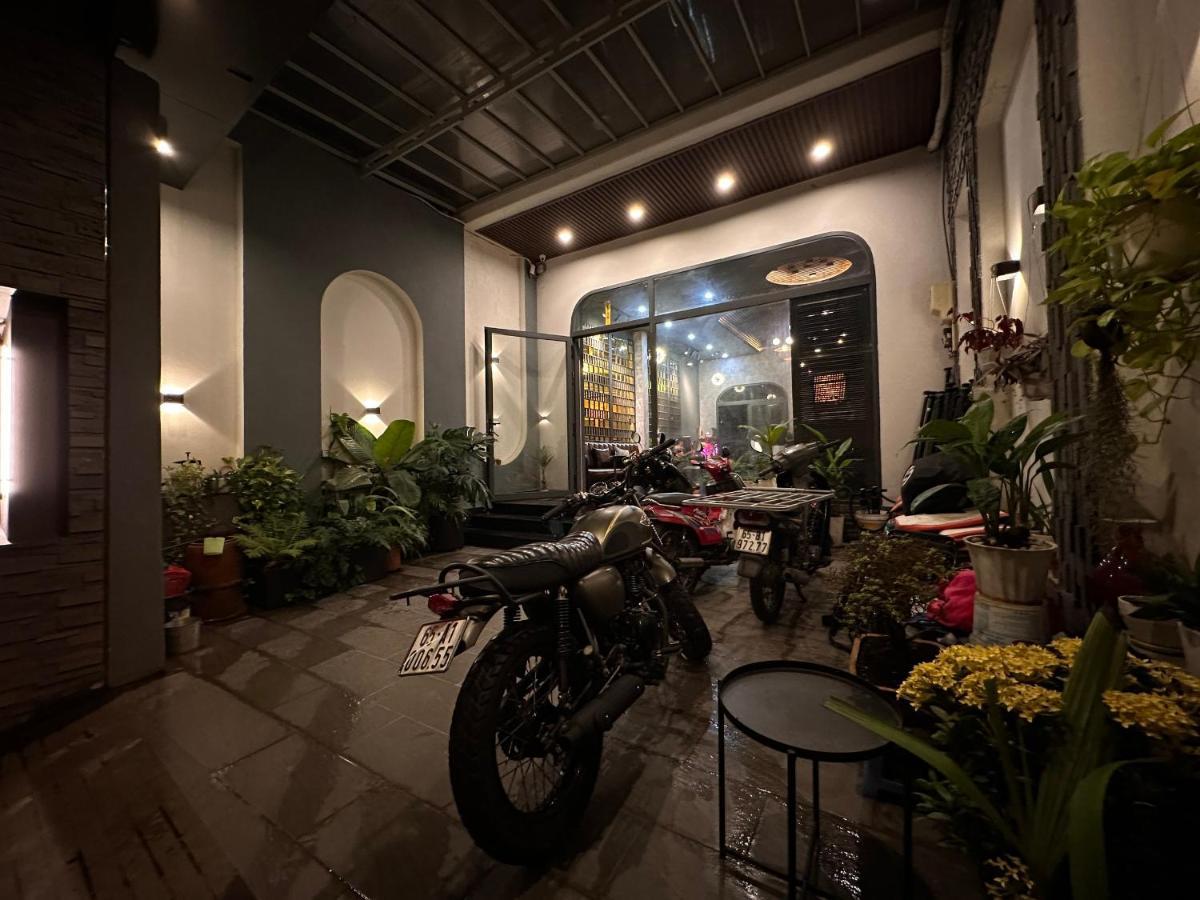 Hotel Mid Night Cần Thơ Zewnętrze zdjęcie