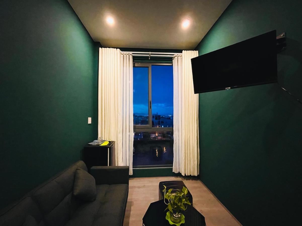 Hotel Mid Night Cần Thơ Zewnętrze zdjęcie