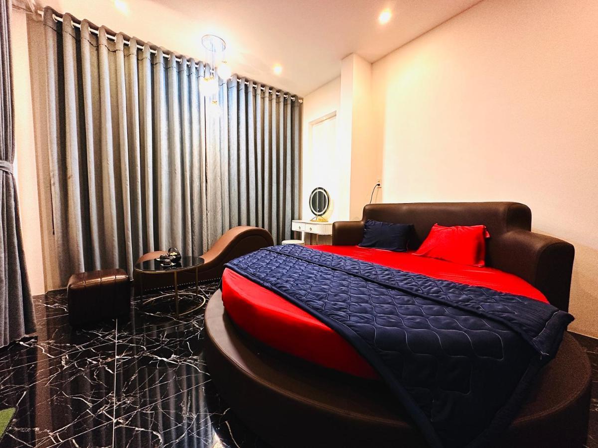 Hotel Mid Night Cần Thơ Zewnętrze zdjęcie